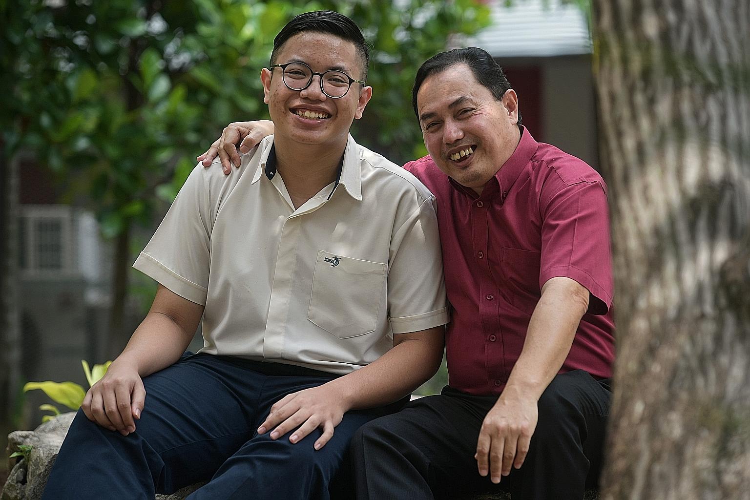 Aqil Nasran Shah Nizam Shah with his father Nizam Shah Abdul Hamid. Mr Nizam had to quit his previous job due to ill health, and now works as a Grab driver. Despite living frugally and even skipping meals, Aqil managed to score 11 points in the O-lev
