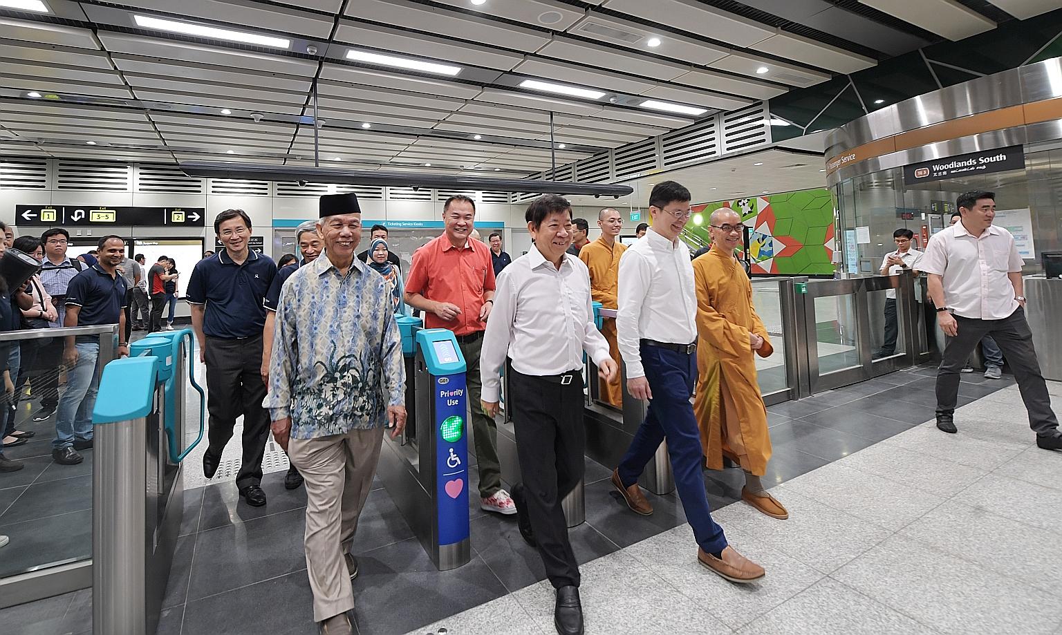 Transport Minister Khaw Boon Wan with (front row, from left) Masjid Yusof Ishak chairman Mohd Ayub Johari, Pastor Ivan Ho of the Covenant Evangelical Free Church, BW Monastery resident monk Venerable Ben Si and other religious representatives yesterd