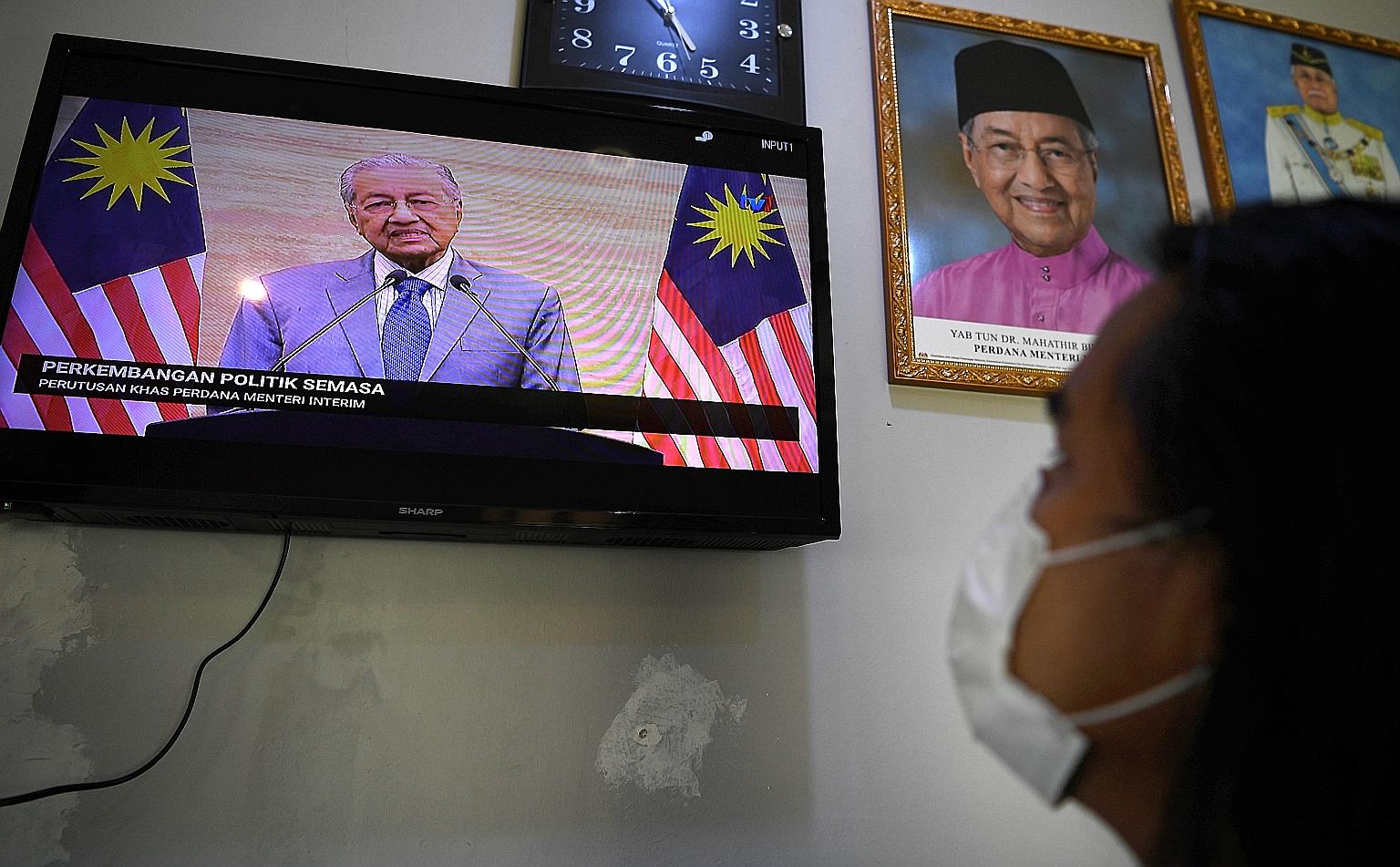A live television broadcast of interim Prime Minister Mahathir Mohamad's special address to the nation yesterday. In his speech, he apologised to Malaysians twice for the ongoing political turmoil in the country.