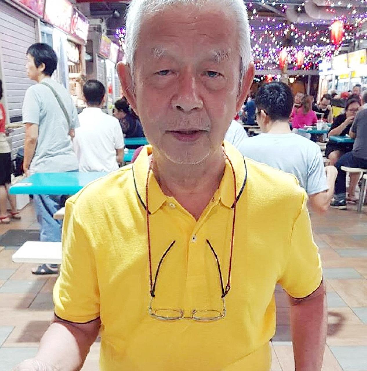 Ms Angela Chung, 43, says her father, coronavirus patient Chung Ah Lay (left), 70, is critically ill and requires a ventilator to breathe. She hopes that he can have the option of plasma therapy on compassionate grounds. PHOTO: LIANHE ZAOBAO READER