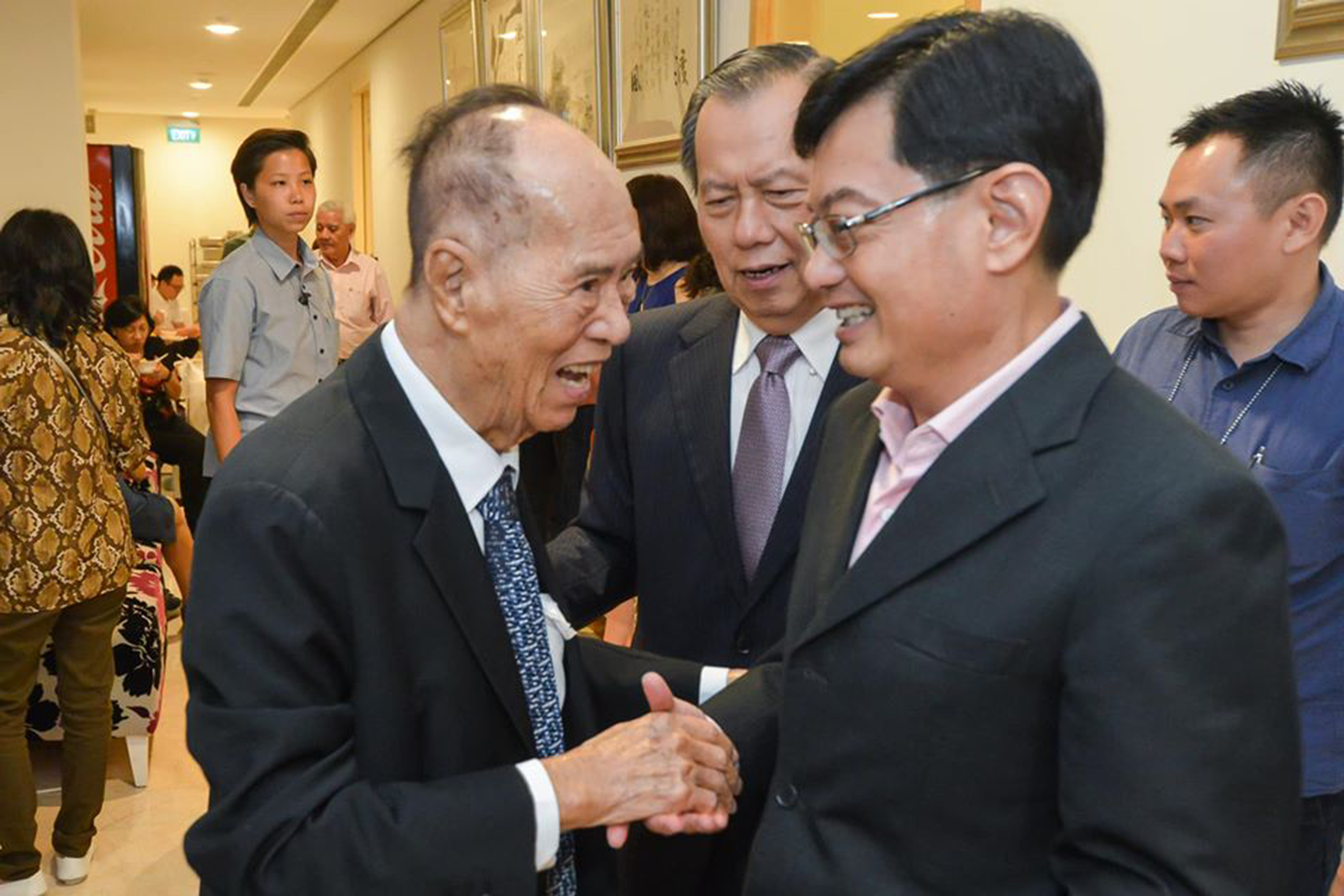 Finance Minister Heng Swee Keat, who is now also Deputy Prime Minister, with Mr Eng Liat Kiang during the launch of the English edition of the book, The Story Of Singapore Teochews, on Jan 12 last year. Mr Eng was featured in the book. PHOTO: HENG SW