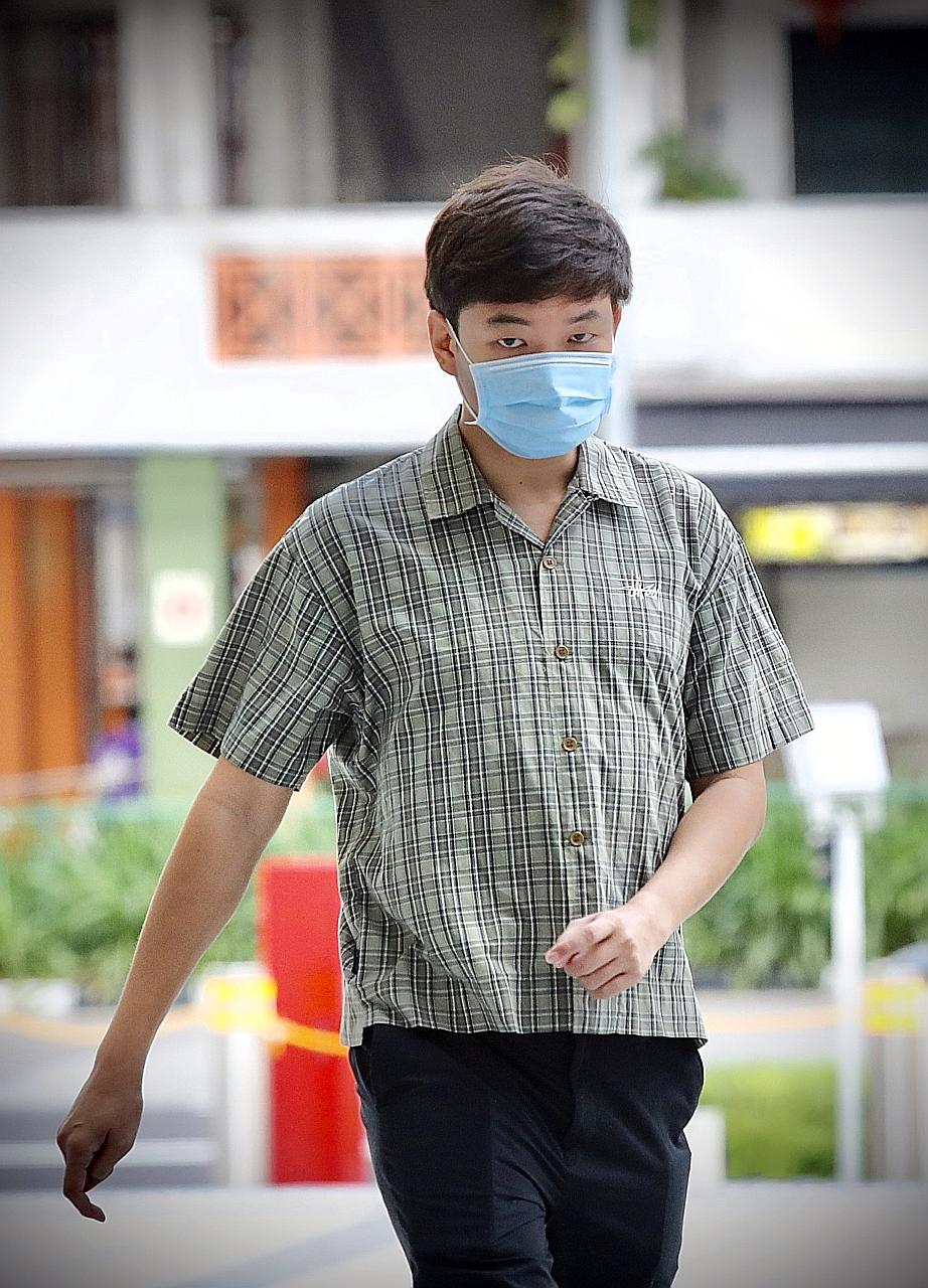 Alan Tham Xiang Sheng did not go home immediately after being served the notice. PHOTO: LIANHE ZAOBAO