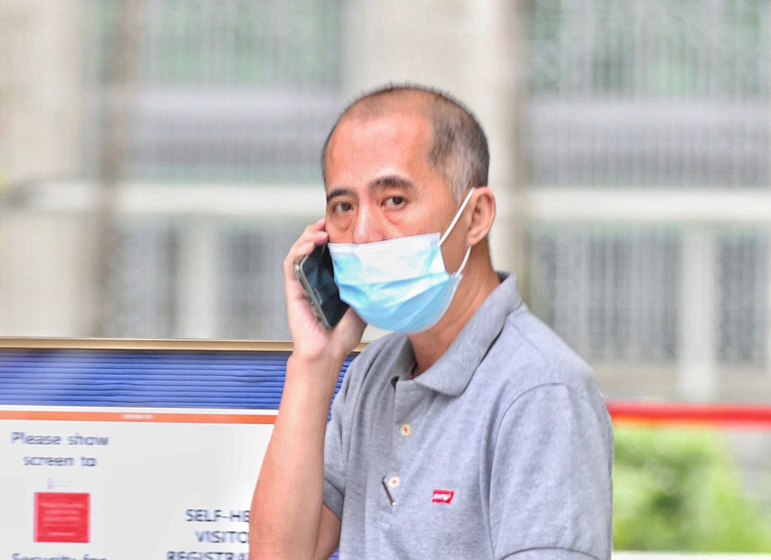 Ong Chong Kiat allegedly left his home for the Immigration and Checkpoints Authority Building on March 27 and 30, despite having been ordered to stay home between March 24 and April 7. PHOTO: SHIN MIN DAILY NEWS