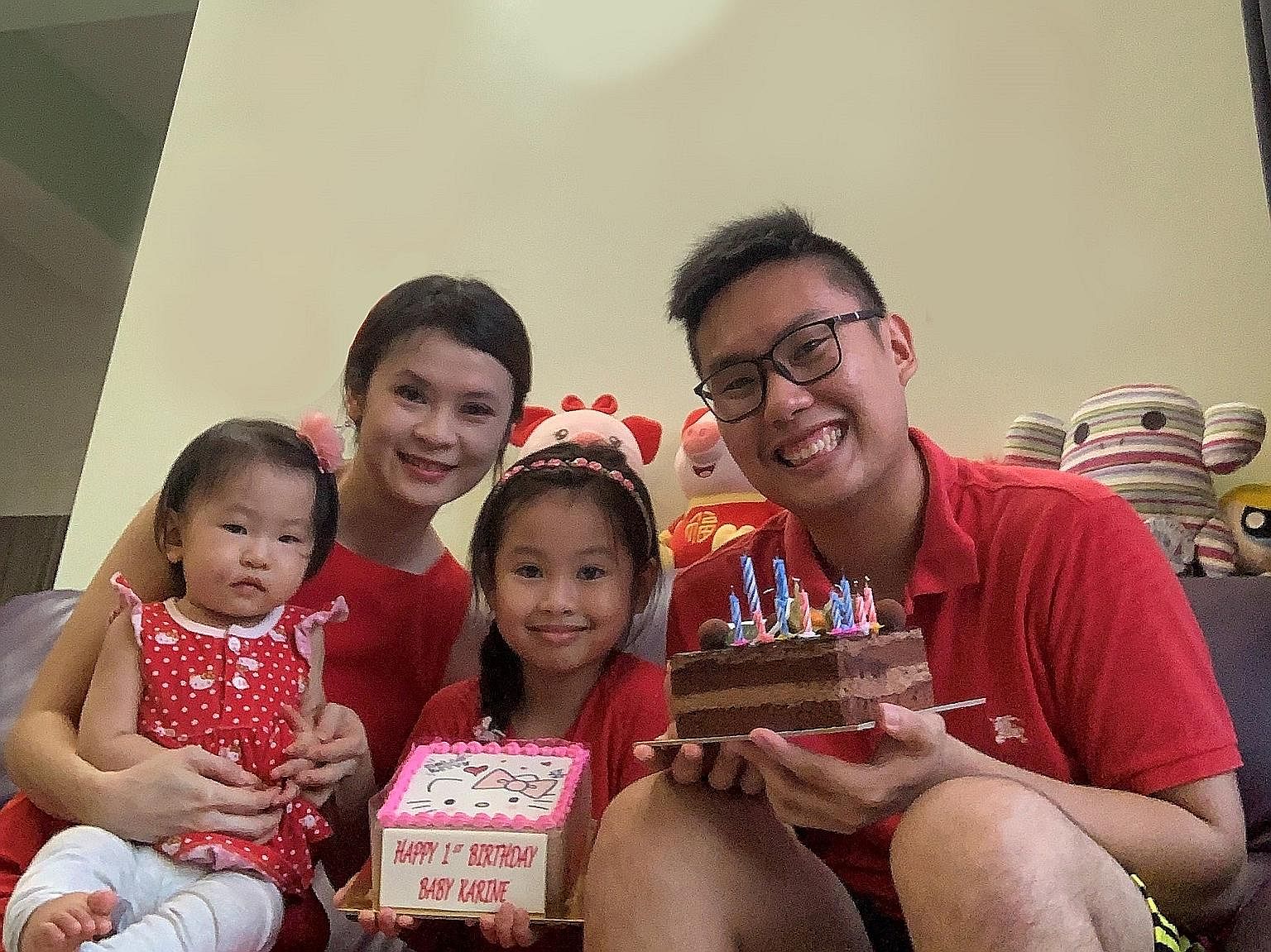 Before residing in Murai Camp, Military Expert 1 Malson Yeo, his wife Shirley Ong and their six-year-old daughter Katrina, held a joint birthday celebration for him and younger daughter Karine, who turned one. The air force engineer's actual birthday