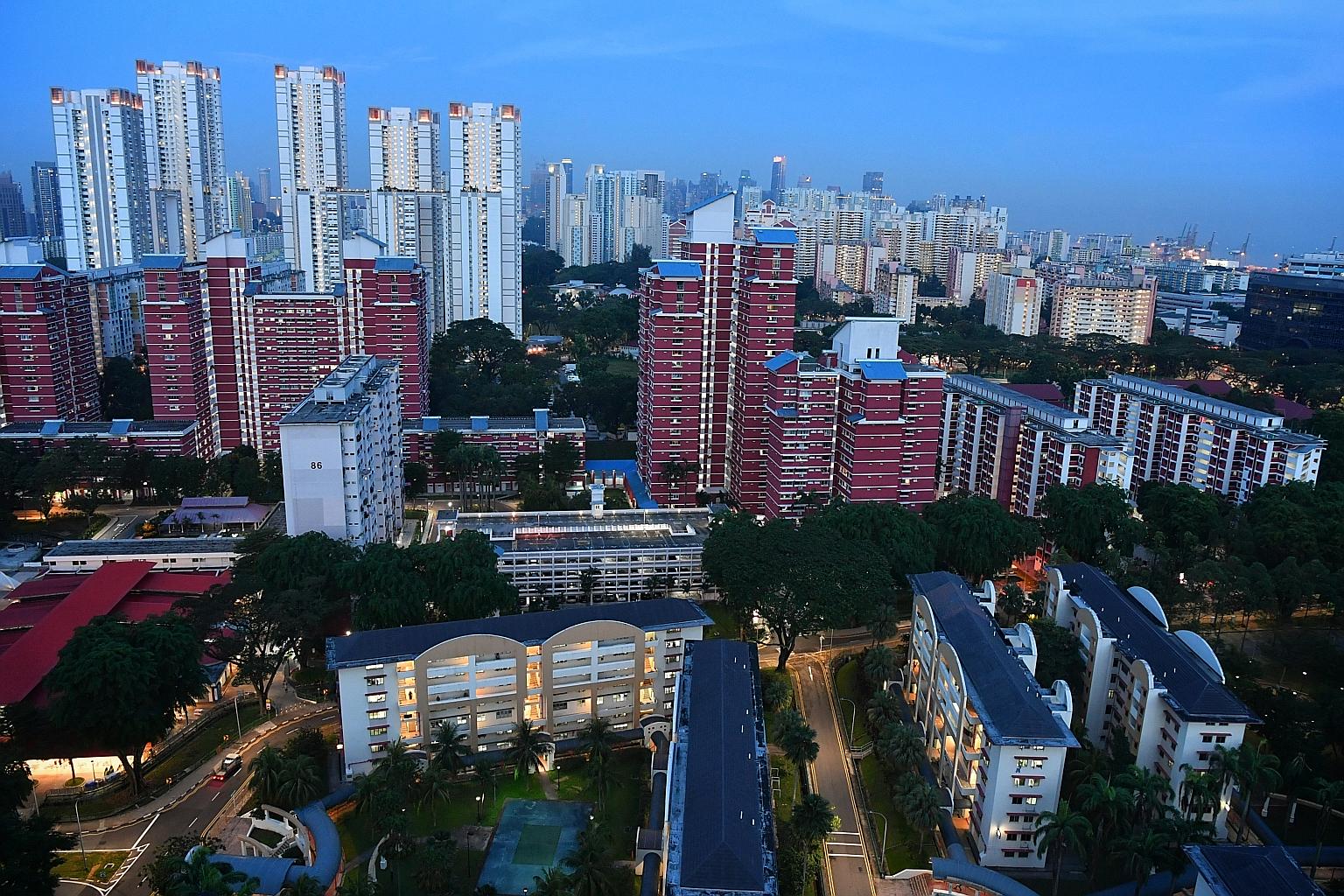 The Housing Board resale volume last month is lower than the previous record low, in May 1990, when 778 flats were resold. It is also lower than the 2,160 flats resold in April 2003 during the severe acute respiratory syndrome outbreak. Overall, resa