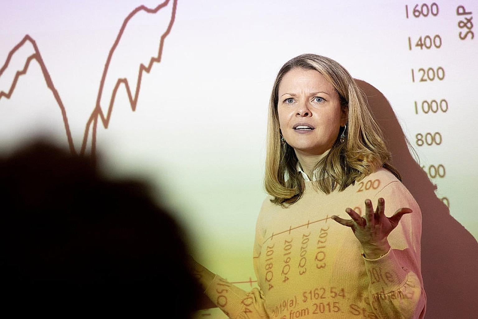 Investment adviser Sara Glakas, co-founder of Black Barn Financial, said she helped start the group in 2011 because women were being underserved by financial advisers.
