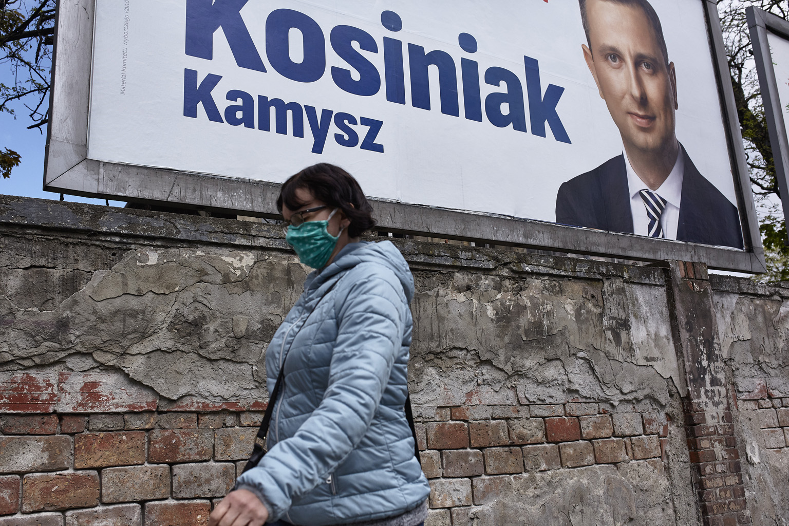 A presidential election campaign billboard depicting Polish People's Party candidate Wladyslaw Kosiniak-Kamysz in Wroclaw, Poland, last Thursday. PHOTO: BLOOMBERG