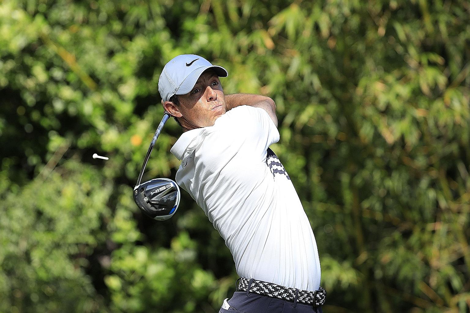 Rory McIlroy will be back in action this weekend, with the mandate to play golf while keeping his distance from his teammate Dustin Johnson and their opponents.