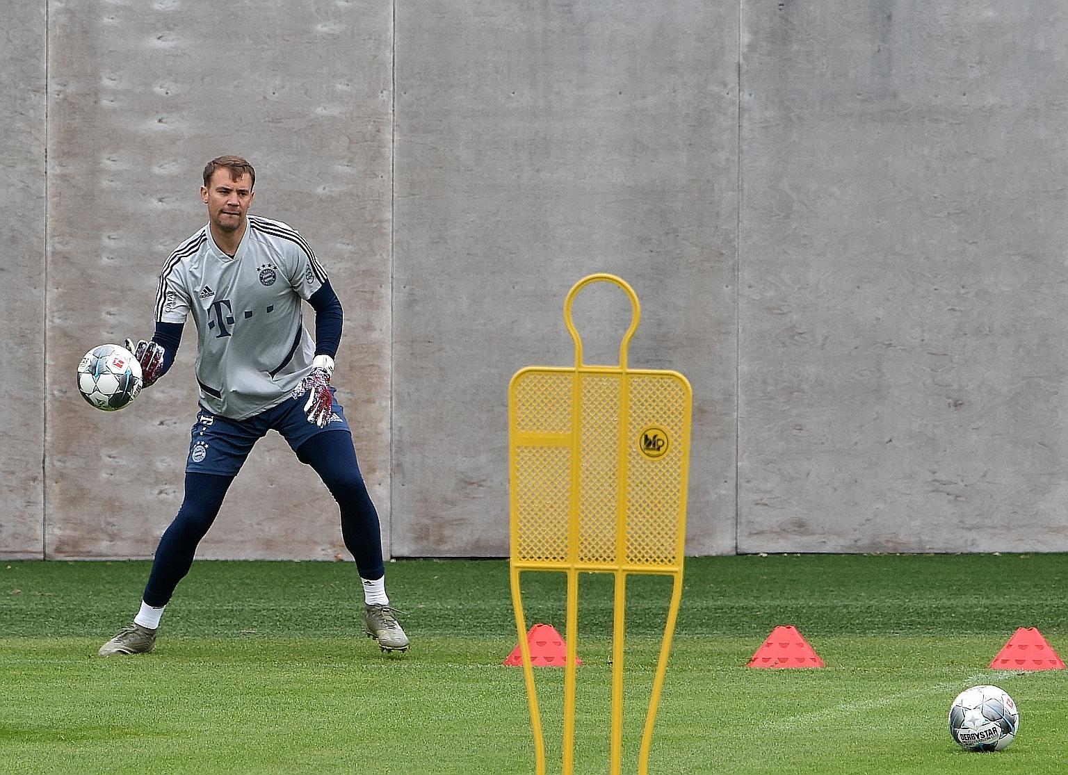 Bayern's German goalkeeper Manuel Neuer at training on Wednesday, the day he extended his club contract until 2023.