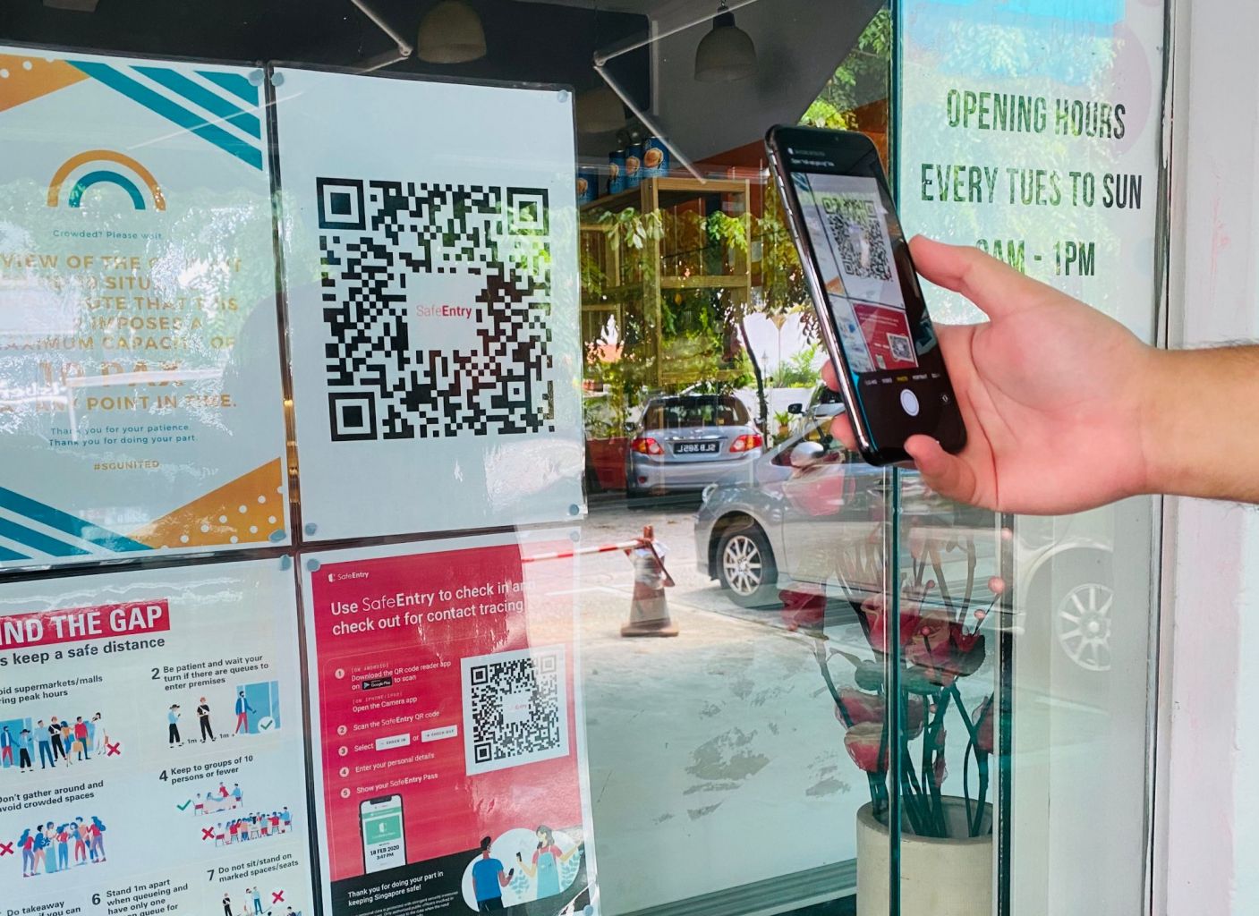 Fight the spread of Covid-19 with contact tracing