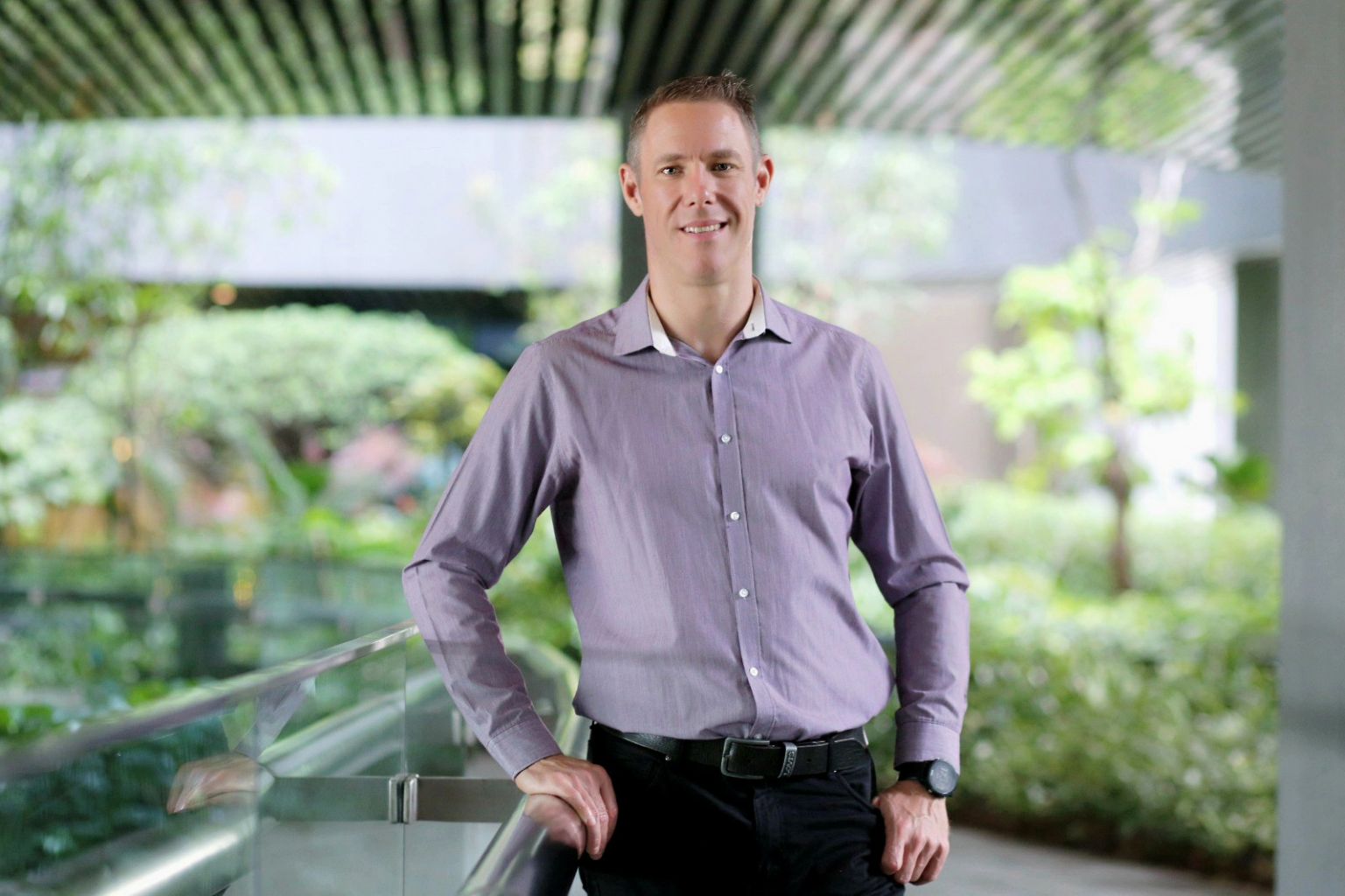 At one point in his career, Mr Nick Jonsson found himself lonely, isolated from people and unable to confide in anyone about his stress, and now he wants to share his experience with his book that delves into the world of top executive loneliness. 