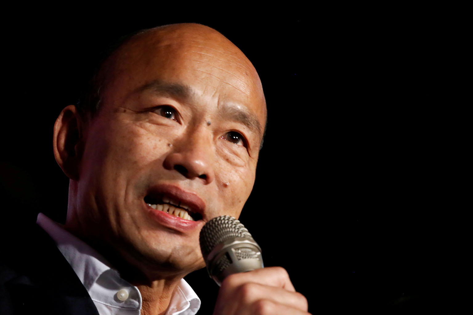 Mr Han Kuo-yu is accused of abandoning Kaohsiung residents and not fulfilling campaign vows.