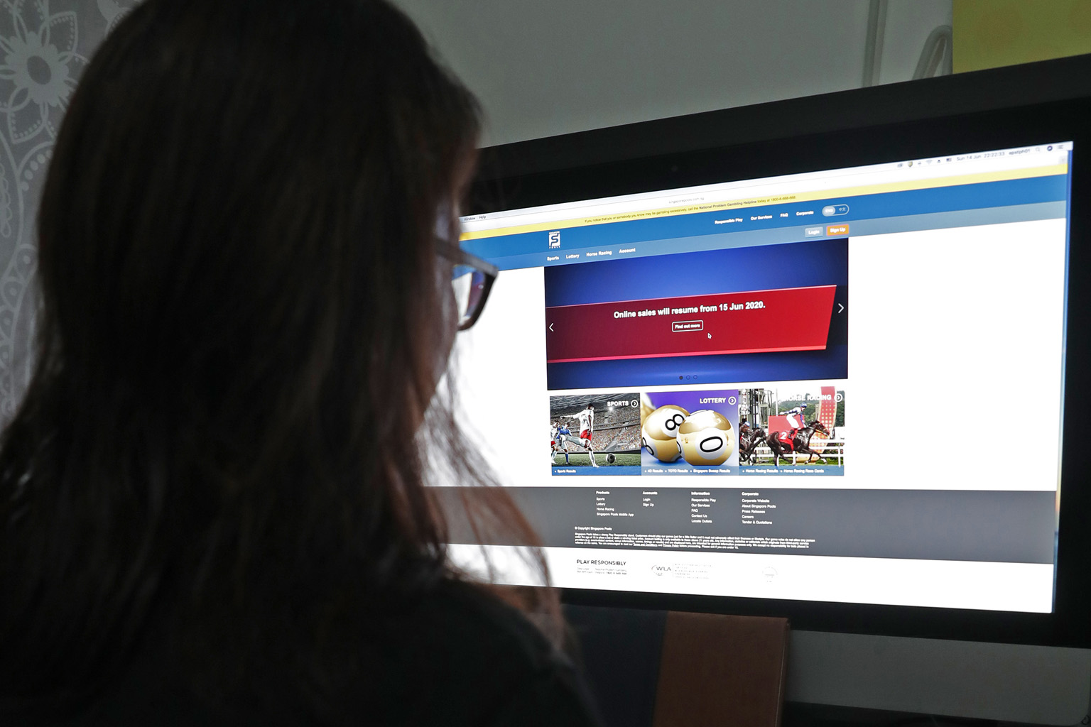 Singapore Pools will resume online betting for sports and overseas horse races but all its outlets will remain closed till further notice. ST PHOTO: KEVIN LIM