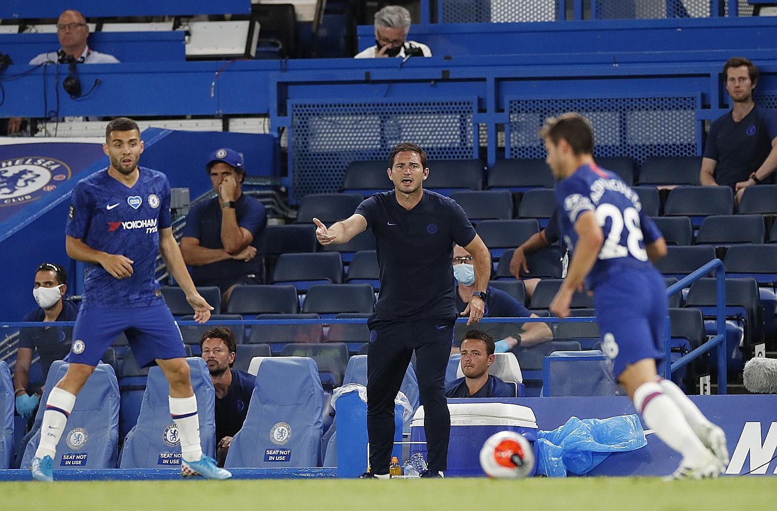 Chelsea manager Frank Lampard encouraging his players in their 2-1 Premier League win over Manchester City on Thursday. 