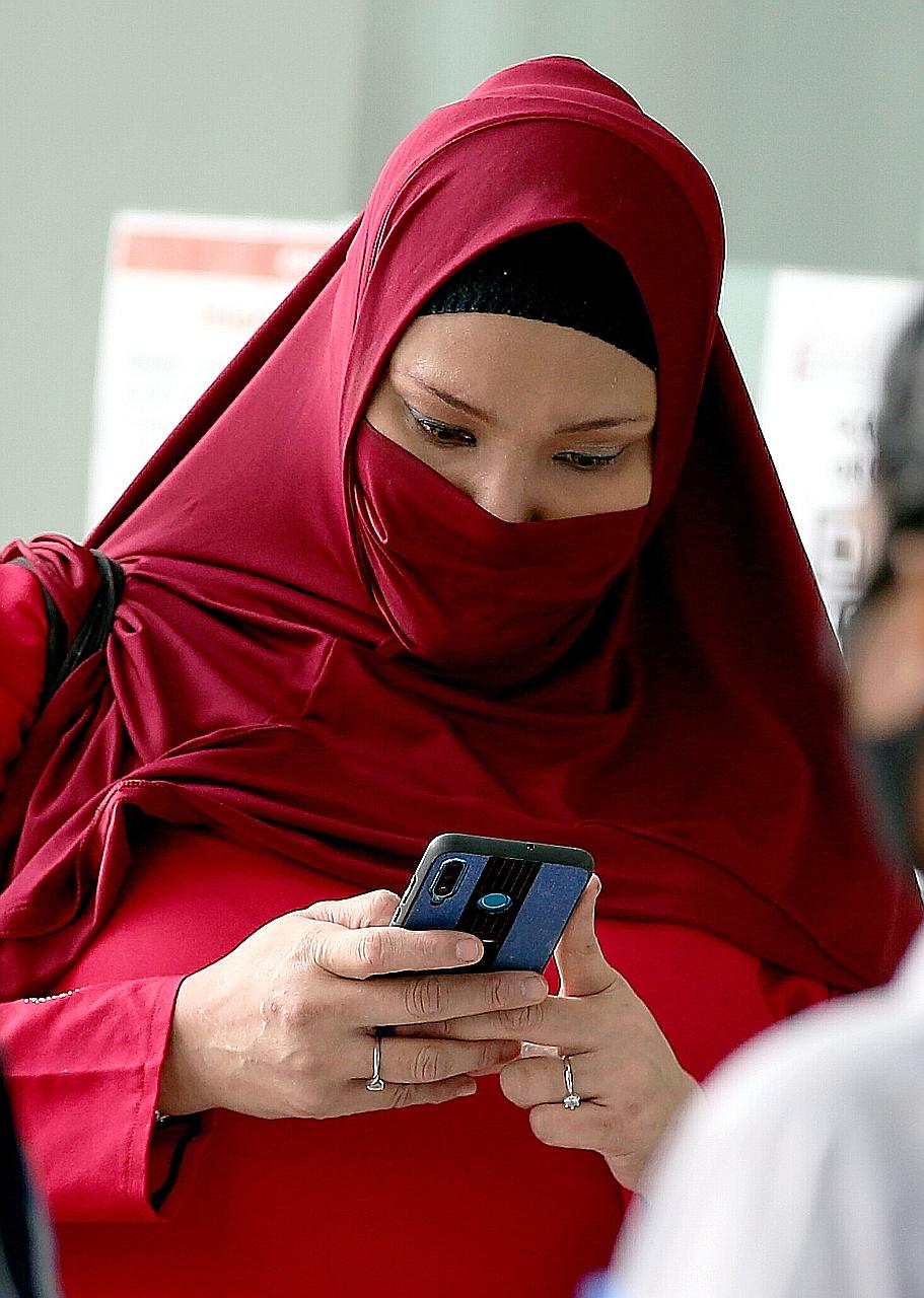 Sa'adiah Jamari is accused of poisoning two baby girls in separate incidents in 2016. Traces of diazepam and alprazolam, which are used to treat anxiety disorders, as well as an antihistamine were detected in the babies.