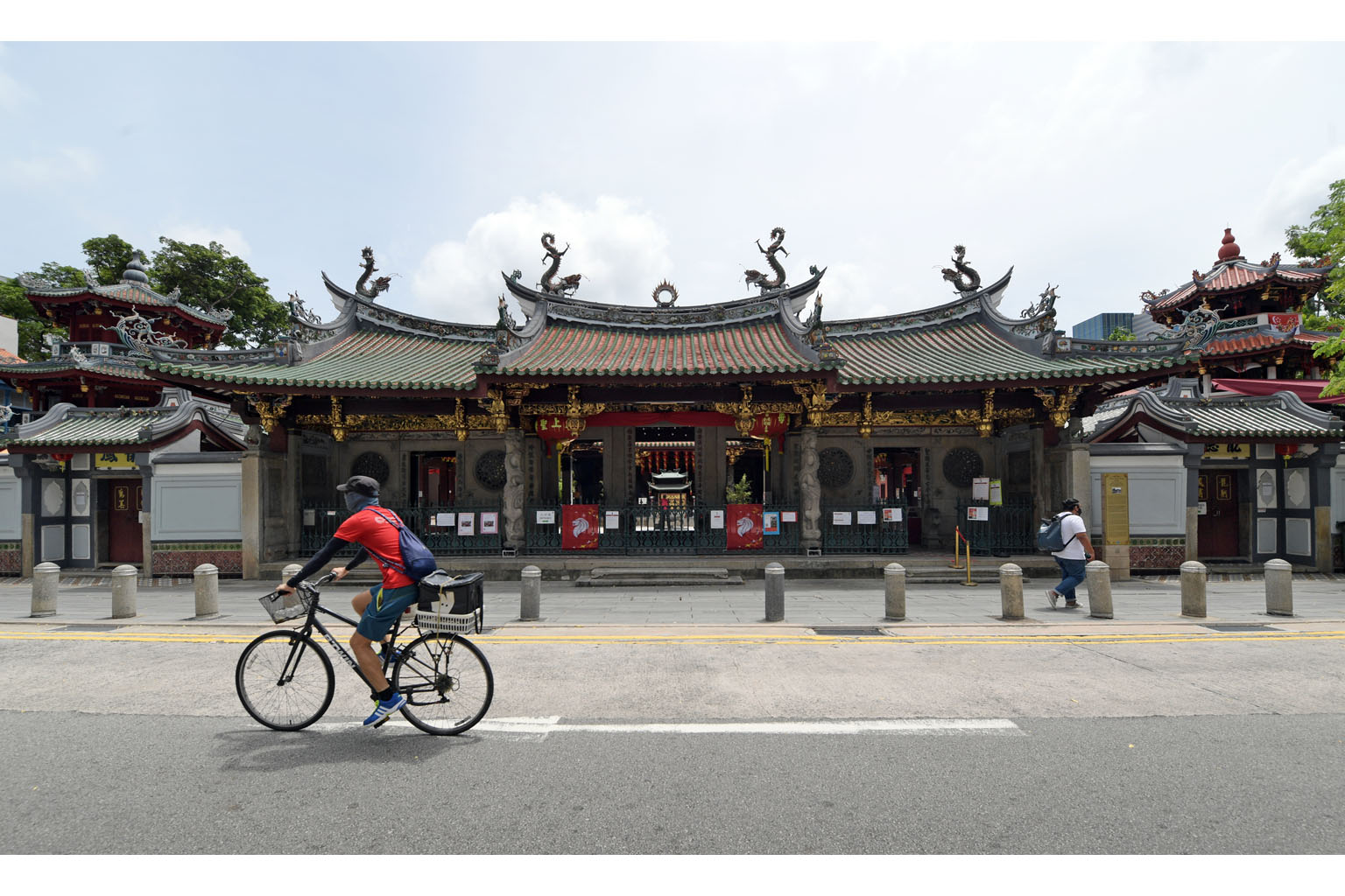 Thian Hock Keng Temple in Telok Ayer Street is one of the five temples nominated by the Taoist Federation to join a pilot scheme that allows for a higher attendance limit for congregational and other worship services. ST PHOTO: ALPHONSUS CHERN