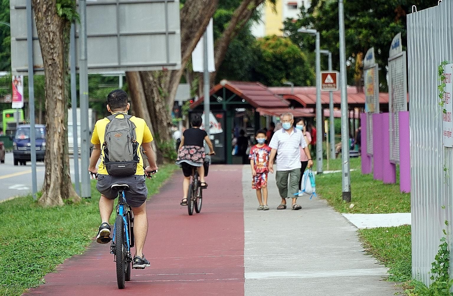 Cyclists in Ang Mo Kio earlier this month. Transport Minister Ong Ye Kung said yesterday the reduced traffic and new travel patterns created by Covid-19 have opened a "window of opportunity to reimagine" the road infrastructure, and certain underused