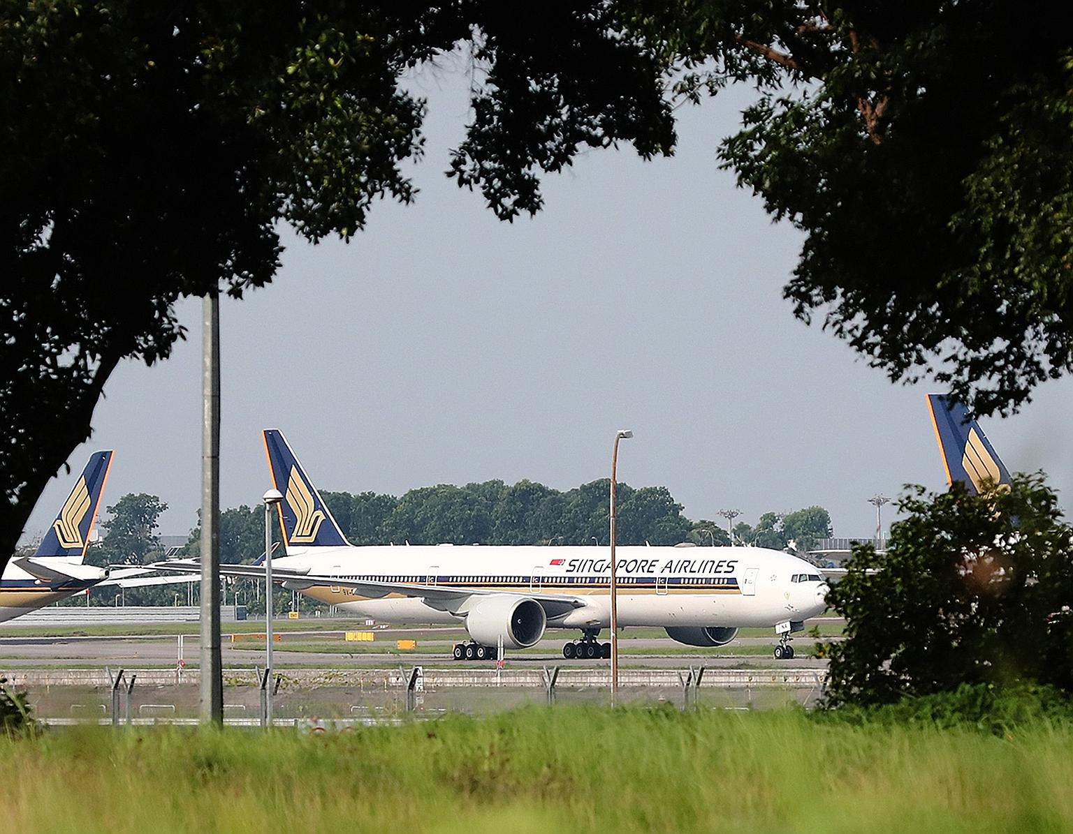 The Straits Times understands that there are more than 400 staff at various stages of training. Those who had to abort their training are mainly foreigners. Retained Singapore Airlines cadet pilots who need to complete their training's overseas segme