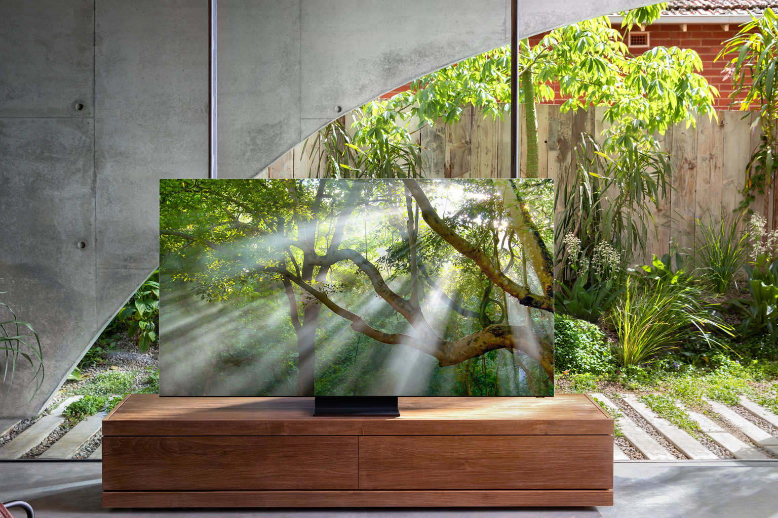 A 2mm bezel lines the perimeter of the Samsung Q950TS smart TV's 8K quantum dot display.