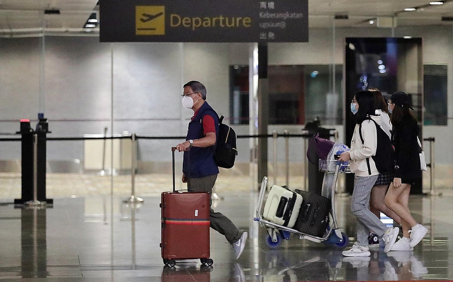 Travellers on the new business travel pass that is being piloted must abide by a strict, controlled itinerary when abroad for work. The number of passes will be strictly limited in the initial phase.