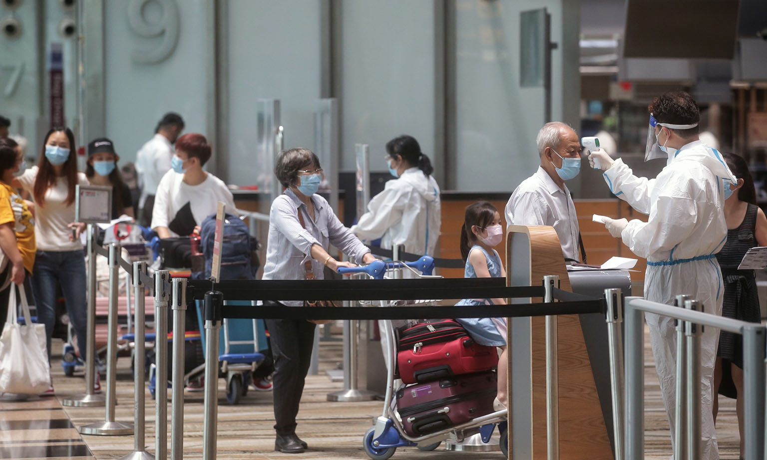 In Parliament yesterday, Transport Minister Ong Ye Kung said the status quo - with the airport serving just 1.5 per cent of its usual passenger volume - is not sustainable.