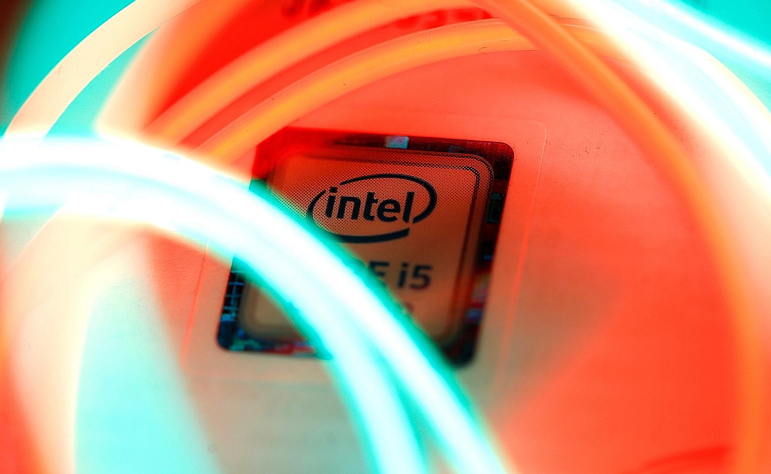 The Intel acquisition would strengthen the Nand operations of SK Hynix, which have "not been as strong as its other businesses", said Mr Ahn Ki-hyun, vice-president of the Korea Semiconductor Industry Association.