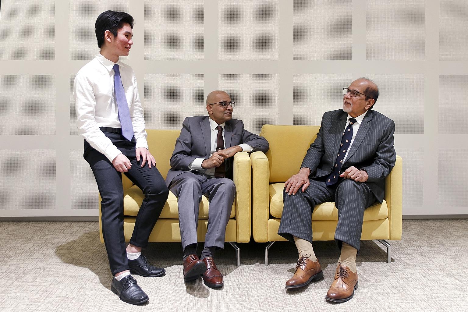 (From left) Mr Jordan Lim Zi Rui, Mr Indu Kumar Vasudevan and Mr Rengarajoo Rengasamy Balasamy were among 43 volunteers of the Supreme Court, State Courts and Family Justice Courts who received awards for their dedication to pro bono work. PHOTO: STA