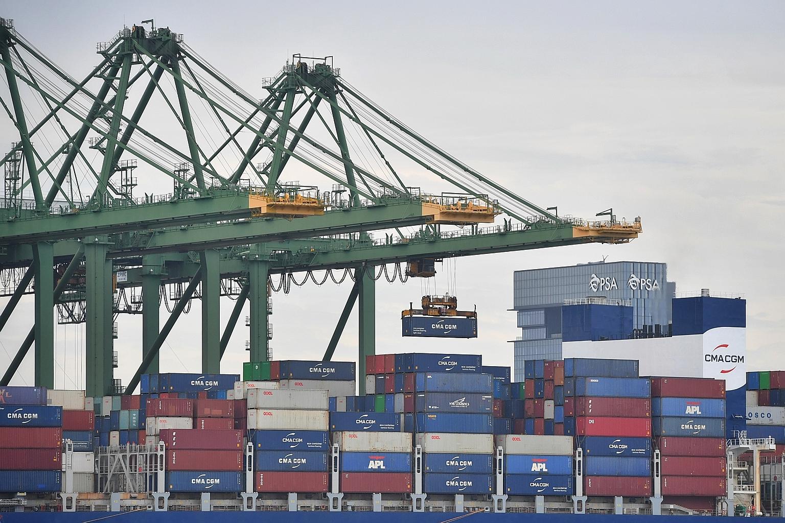 Non-oil domestic exports (Nodx) to Singapore's top markets as a whole declined last month, though exports to the United States, China, Japan and the European Union's 27 member states grew. The largest contributors to the Nodx decline were Hong Kong, 