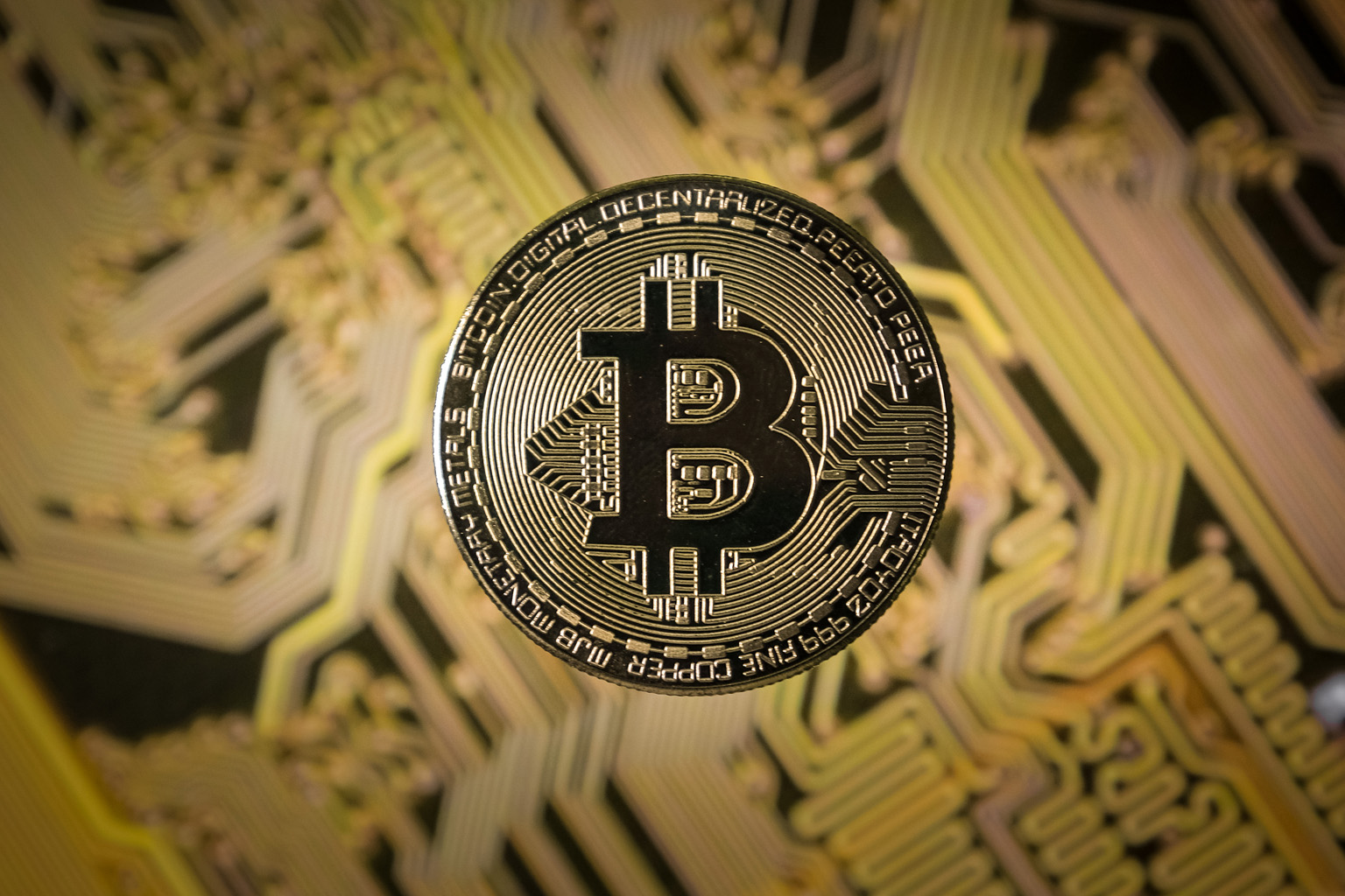 Mania for bitcoin drives it past US$19k for 1st time since 2017 | The  Straits Times