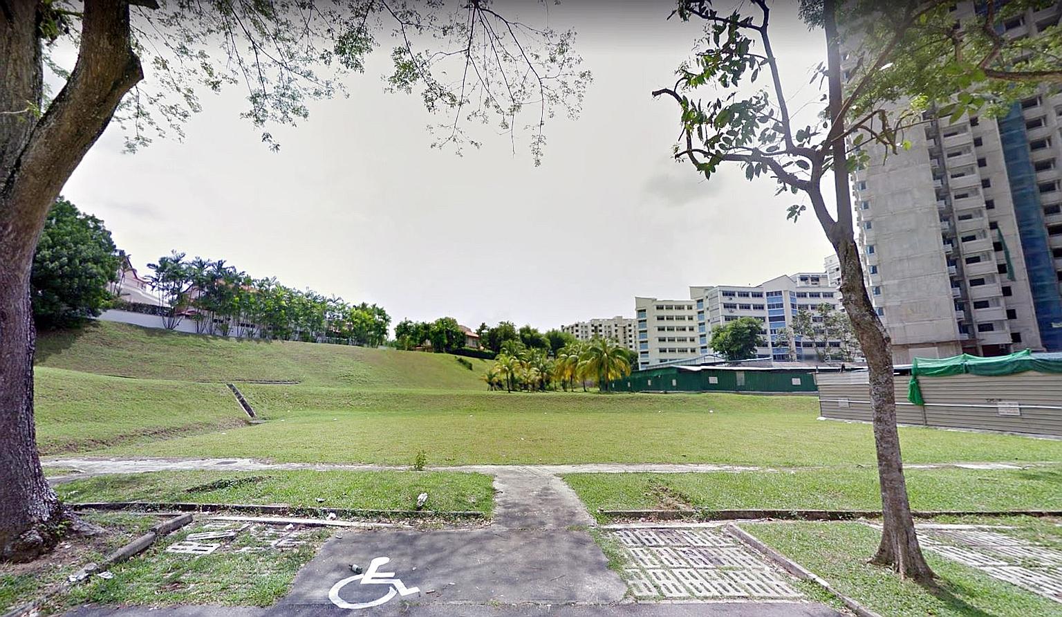 The land parcel in Ang Mo Kio Avenue 1 is estimated to yield around 370 condominium units. The site is in a mature town and an established residential area, and is near the upcoming Mayflower MRT station on the Thomson-East Coast Line. PHOTO: GOOGLE