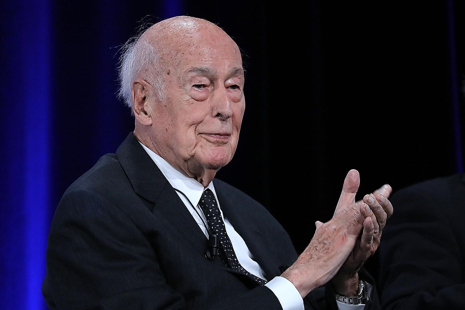 Mr Valery Giscard d'Estaing, who ruled France from 1974-1981, was hailed as an ambitious social reformer.