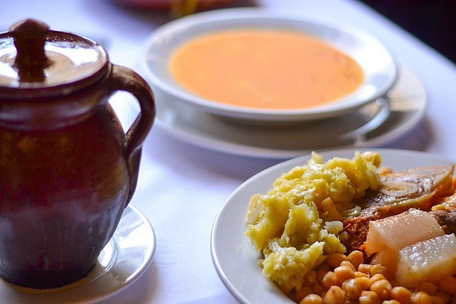 The Yucatecan dish of frijol con puerco, or black beans and pork, is served with fresh condiments such as radish, cilantro and avocado. Baked in ceramic earthenware, baeckeoffe consists of vegetables, beans and white wine slow-cooked in the oven. Coc