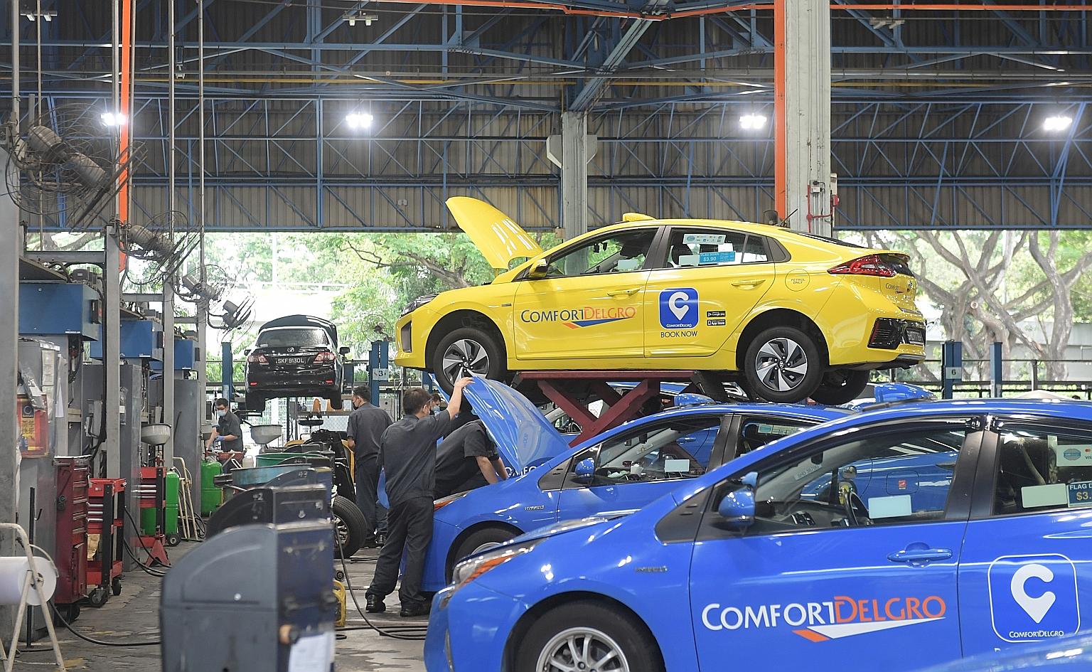 While passenger numbers have grown to about 70 per cent of pre-Covid-19 levels, drivers are earning less in fares, said ComfortDelGro Taxi chief executive Ang Wei Neng. ST PHOTO: ALPHONSUS CHERN