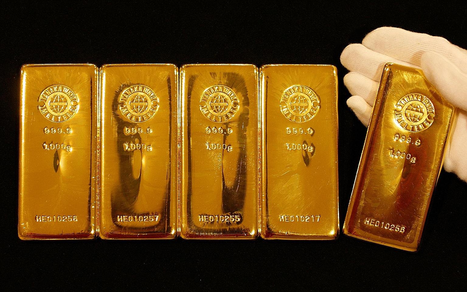 Spot gold rose 0.9 per cent to US$1,896.56 an ounce by 0745 GMT yesterday, having earlier hit its highest since Nov 9 at US$1,906.46.