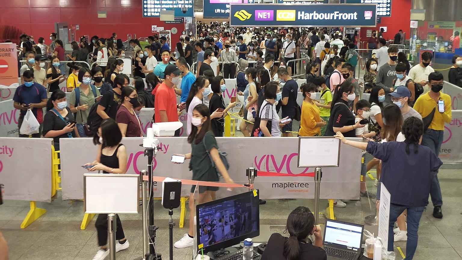 There were no new coronavirus cases in the community or in worker dormitories yesterday. All the 13 coronavirus cases announced yesterday were imported. No new places were added to the list of locations visited by Covid-19 patients while they were in