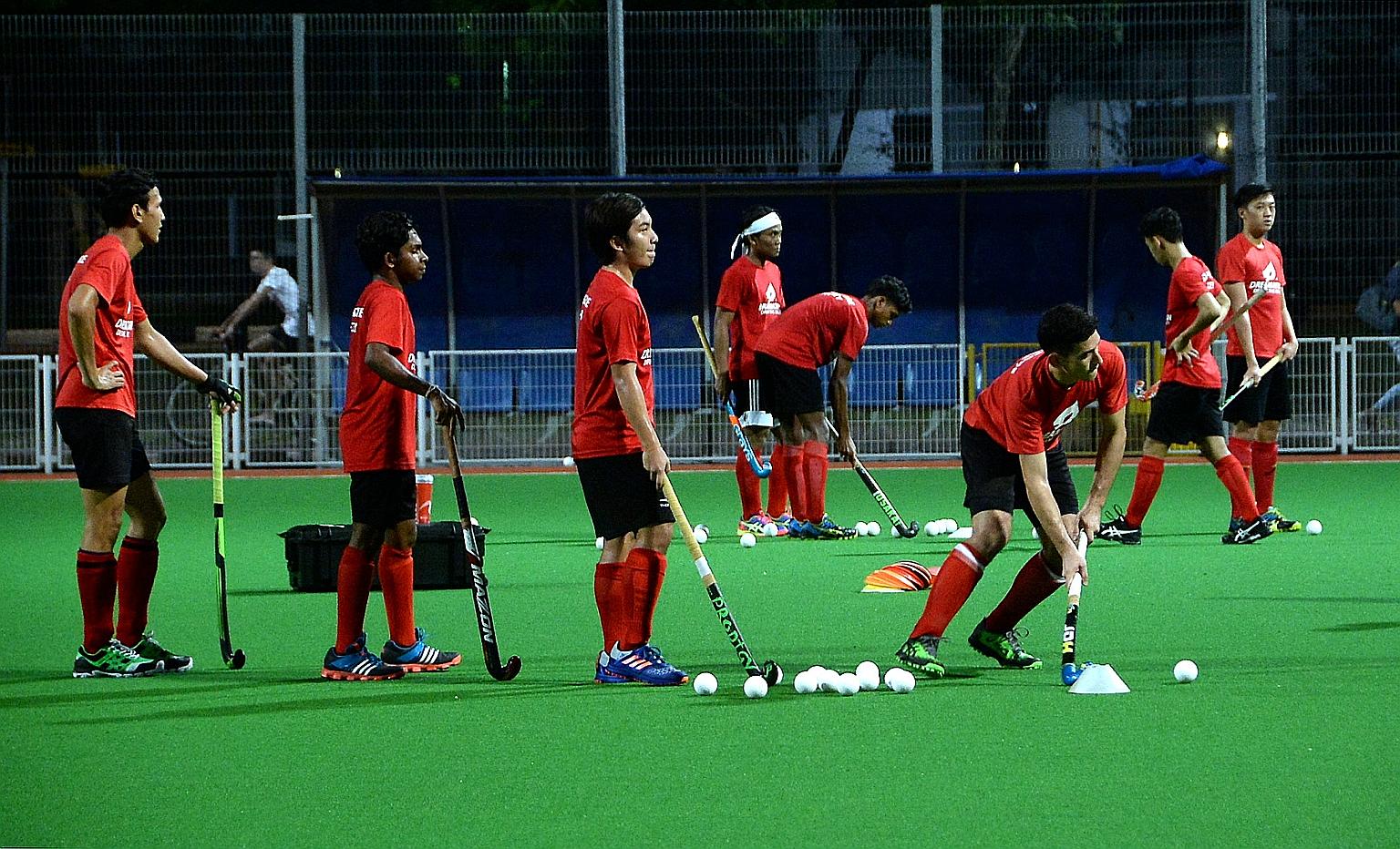 The Singapore men's team preparing for the 2017 SEA Games in Kuala Lumpur, where they won a bronze.