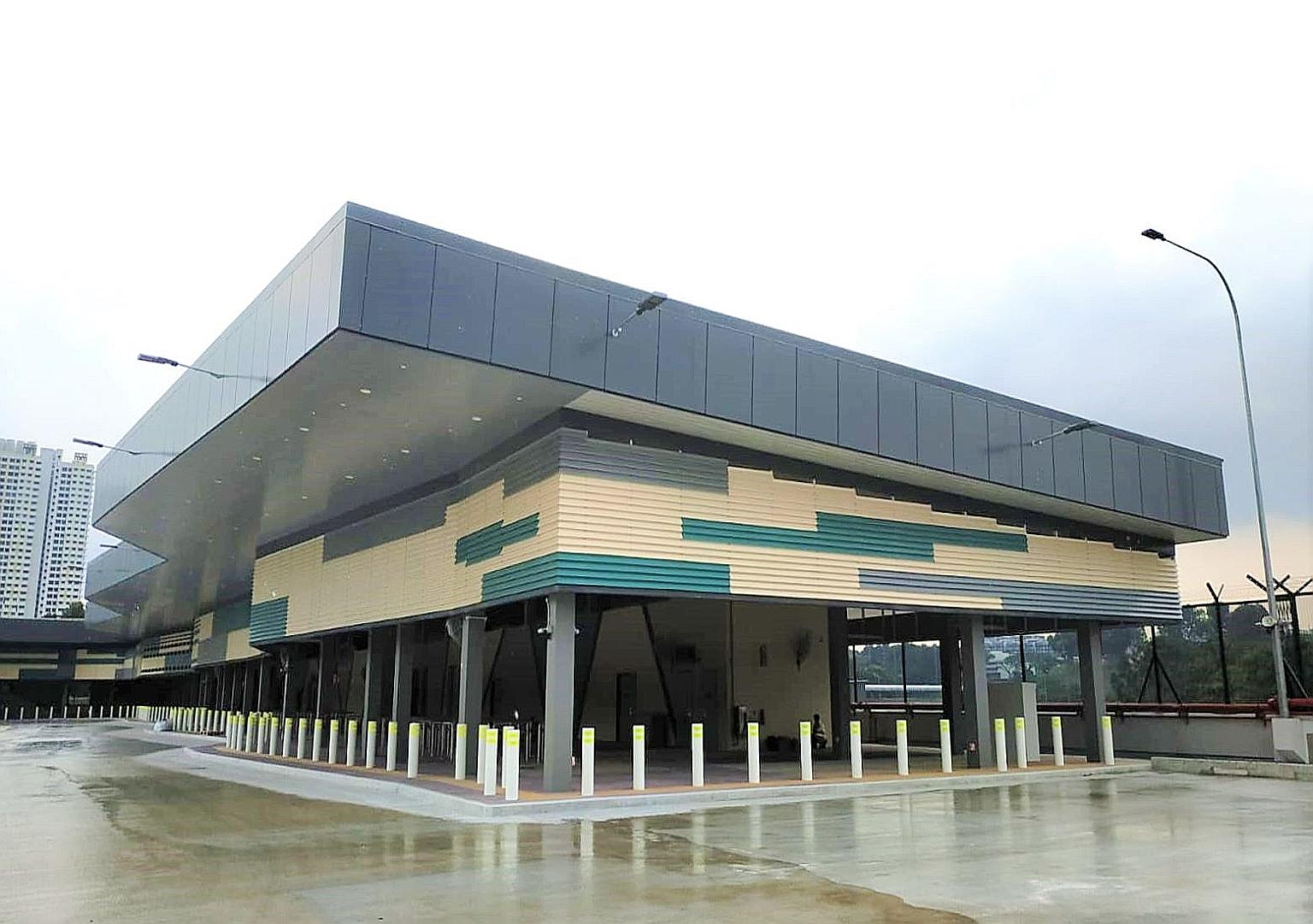 The Gali Batu Bus Terminal in Woodlands Road is built on the rooftop of the Gali Batu MRT depot. PHOTO: LTA/FACEBOOK The new bus terminal is the second to be constructed this way to optimise land use. PHOTO: LTA/FACEBOOK