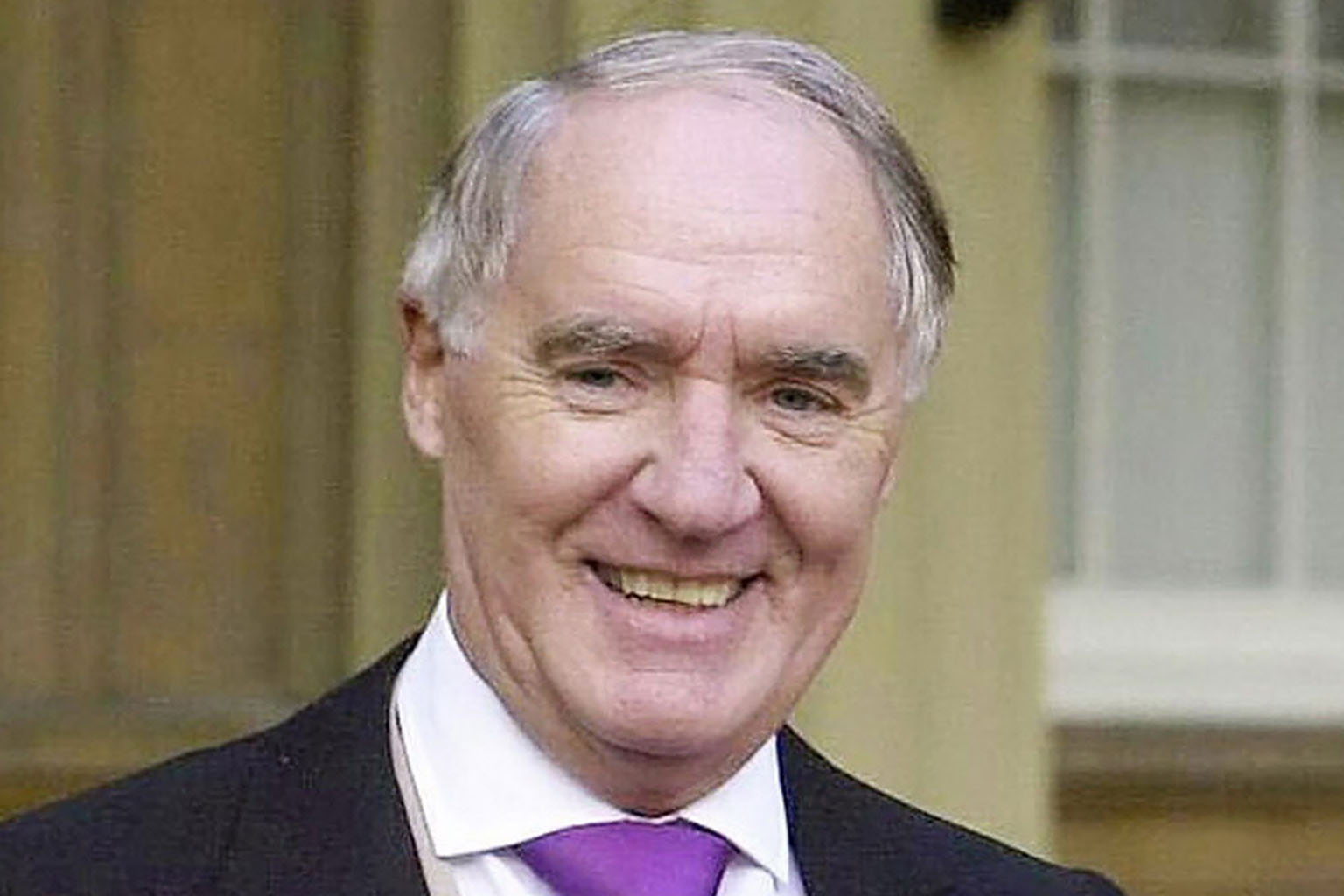 Mr David Barclay (left) and his twin, Frederick, built a vast business empire from shipping to retail.