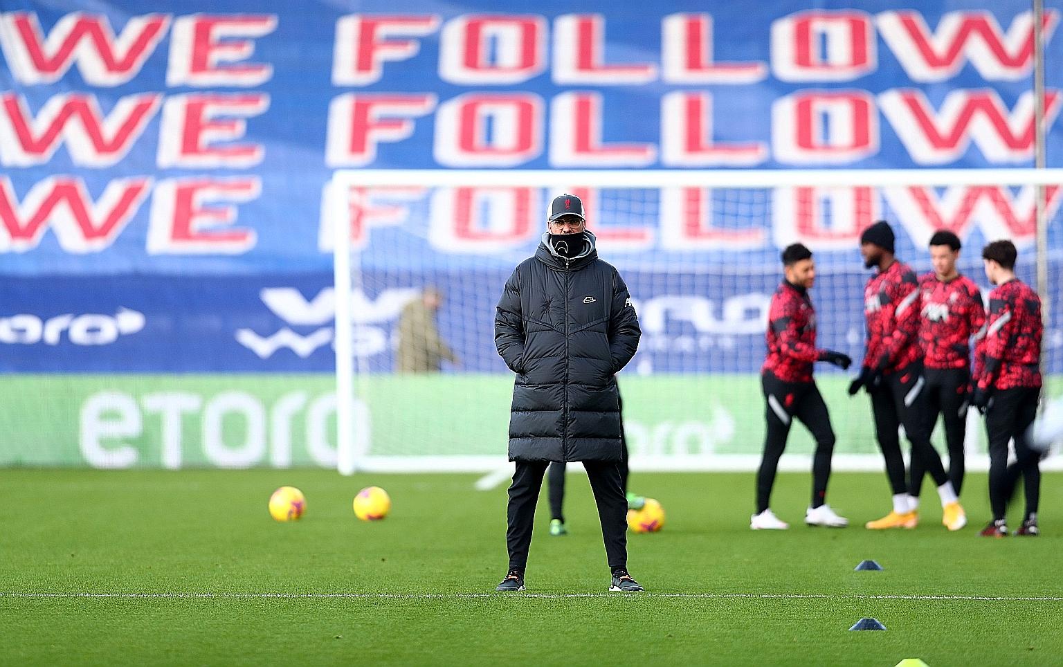 Liverpool manager Jurgen Klopp will look to inflict a first away defeat on Manchester United this season. United have taken a league-best 22 points on the road so far and go into the top-of-the-table clash as leaders. But Klopp played down the signif