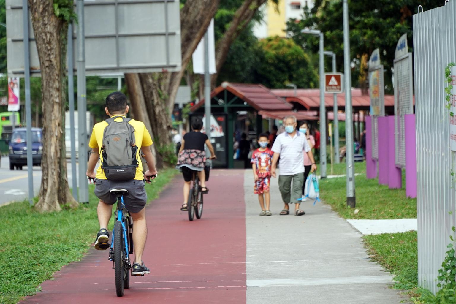 Safety concerns from the use of brakeless bicycles arose following a fatal accident last year.