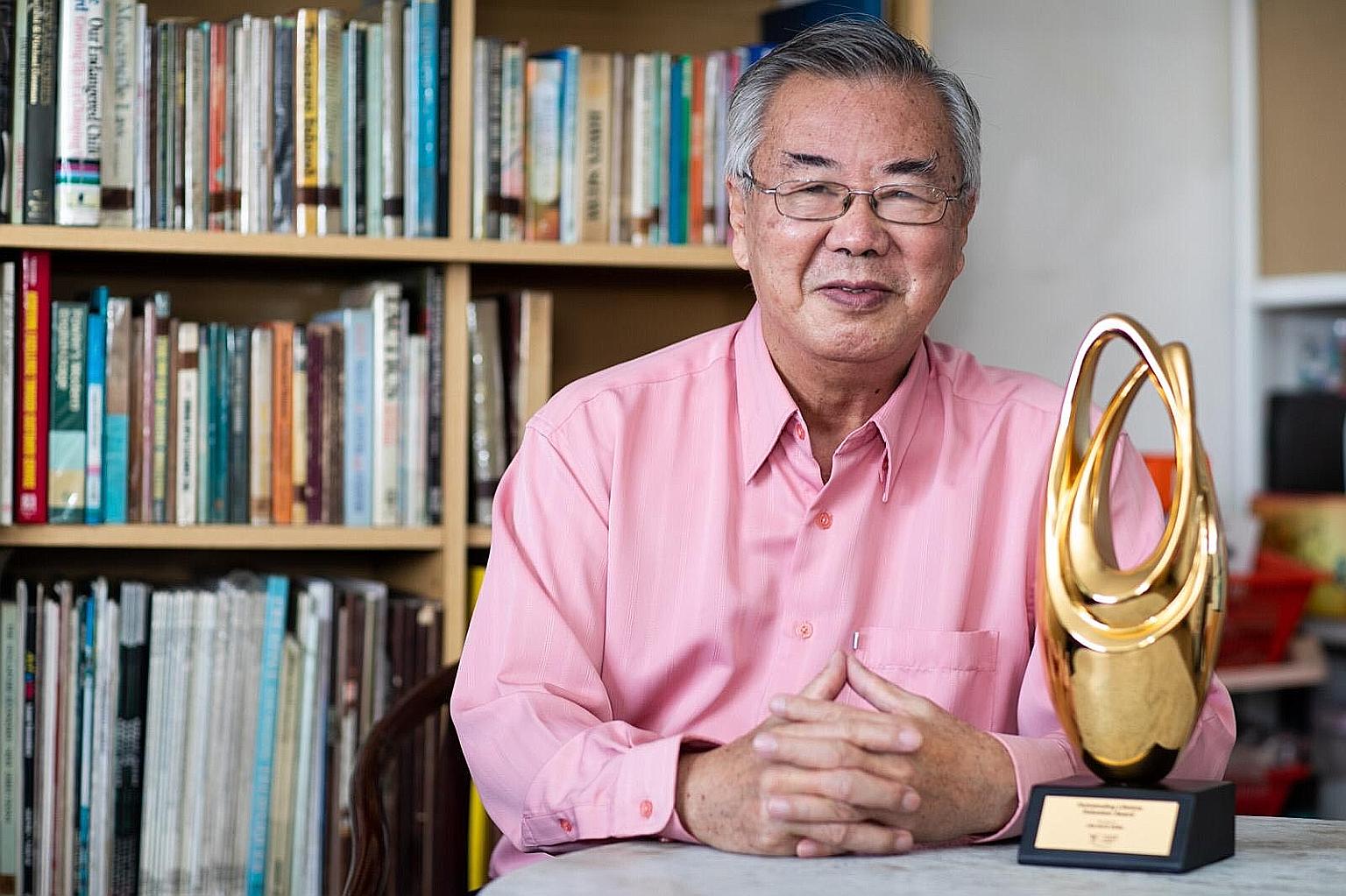 Mr Lim Hock Heng was one of two recipients of the Outstanding Lifetime Volunteer Award at the MSF Volunteer and Partner Awards held virtually yesterday. He has been volunteering with the Ministry of Social and Family Development since he was 25 by su