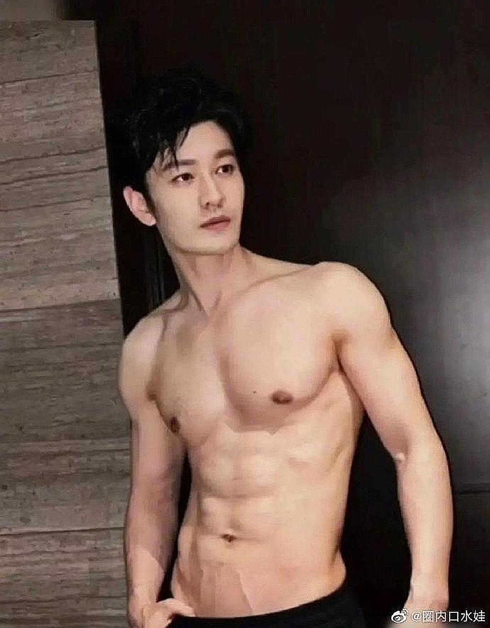 Chinese actor Huang Xiaoming went topless on Weibo recently, causing fans to swoon over his washboard abs.