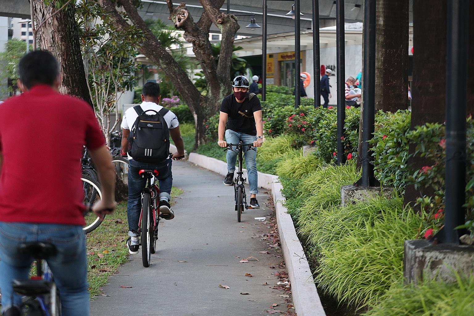 The Land Transport Authority said tenderers can propose removing streetside parking spaces for cycling paths in cases where the roadside space is not wide enough to accommodate a footpath, cycling path and verge. The new cycling paths should have a m