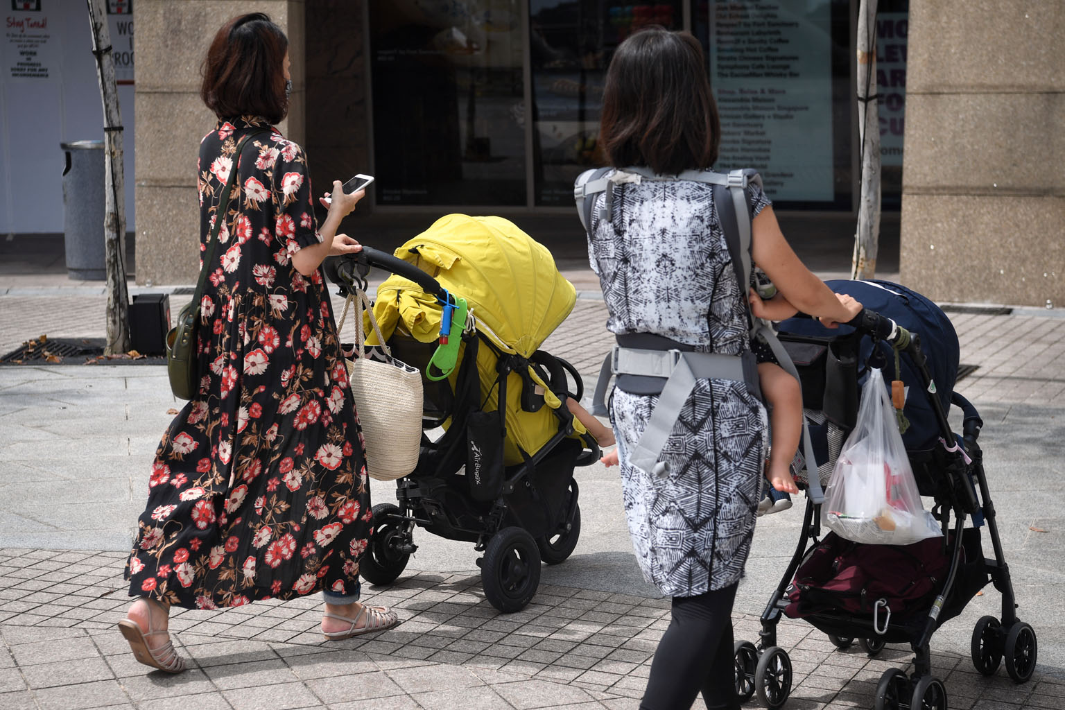 Suggestions that were put forward by MPs yesterday to support women who made sacrifices to look after children, the elderly and people with disabilities include providing career counselling to help them start or return to work and tapping community r