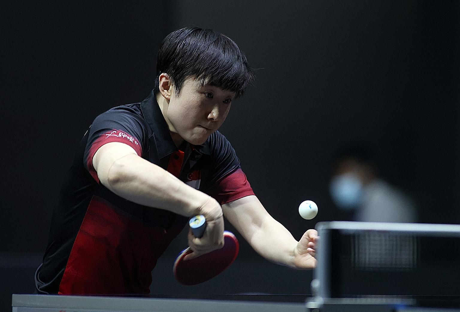 Feng Tianwei beat Japan's Hina Hayata yesterday to secure her first semi-final appearance on tour since the 2019 ITTF Women's World Cup in Chengdu, China, where she won the bronze.