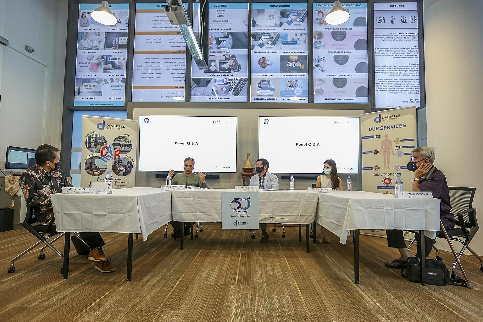 (From left) Mr Suraidi Sipan, president of Asas '50, with Mr Satyaprakash Tiwari, executive director of Diabetes Singapore (DS), as DS announced plans to combat diabetes this year. With them are Mr Peter Tan and Ms Chenny Yang from LDSY, which is spo