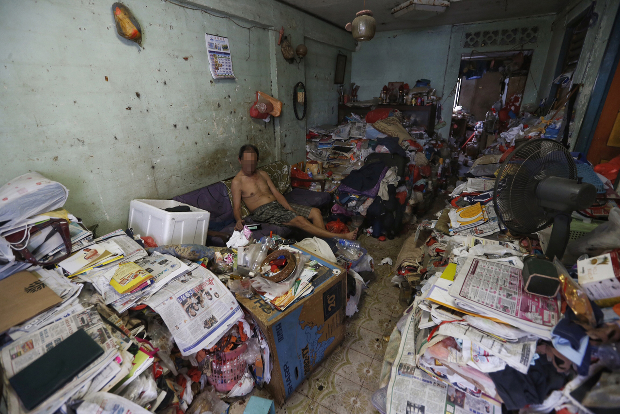 Pinoy Hoarding Why do people hoard and when does hoarding require medical intervention ...