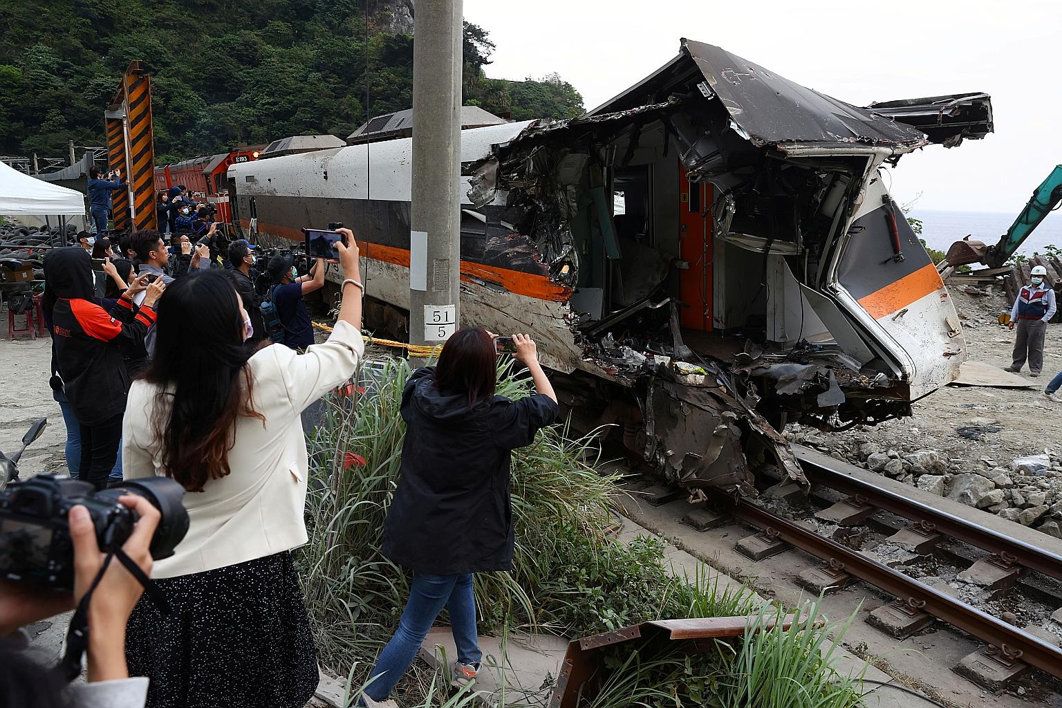 A screenshot from the train's camera footage showing the construction truck that slid onto the tracks, just moments before the crash. PHOTO: TAIWAN TRANSPORTATION SAFETY BOARD