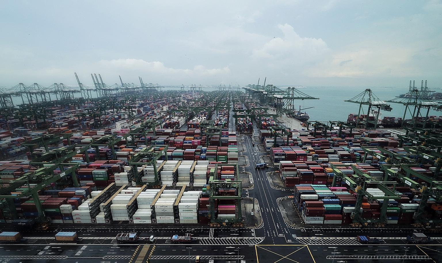 DigitalPORT@SG phase two can benefit more than 2,000 maritime companies when fully operational and shorten port stays by up to a day or more, says the Maritime and Port Authority of Singapore. ST PHOTO: GAVIN FOO