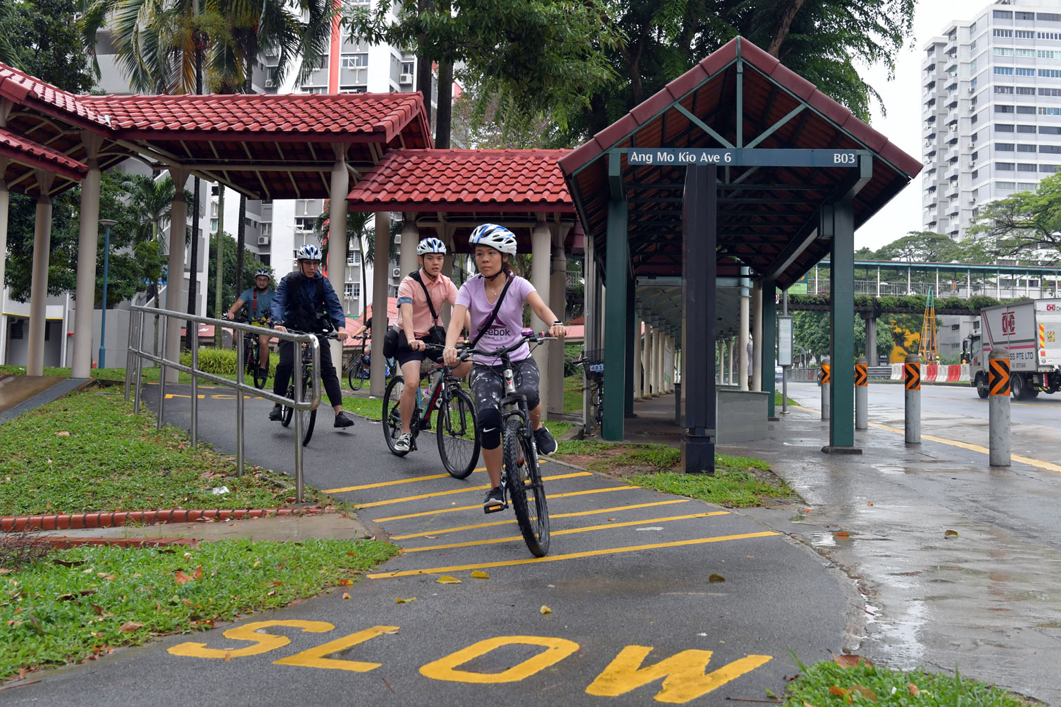 Cyclists in Ang Mo Kio. The 6.8km of extra cycling paths coming up by 2026 are on top of a planned 16km of cycling paths previously announced by the LTA. The 16km extension will be completed by 2023. ST FILE PHOTO